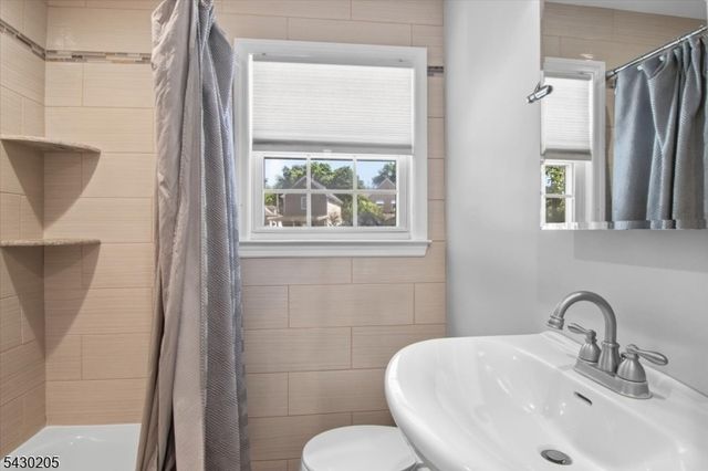 14 Espy Rd, Caldwell Boro Twp., NJ 07006