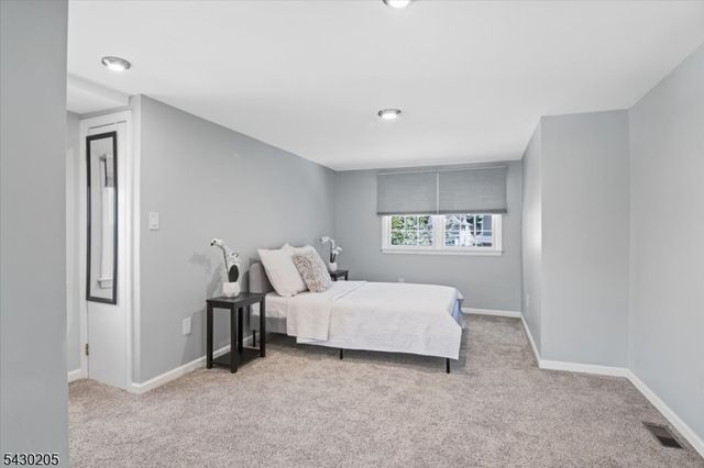 14 Espy Rd, Caldwell Boro Twp., NJ 07006