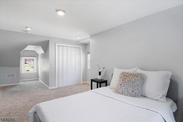 14 Espy Rd, Caldwell Boro Twp., NJ 07006