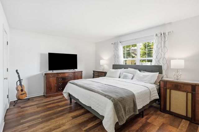 2267 Whispering Oaks Court, Highland, IN 46322