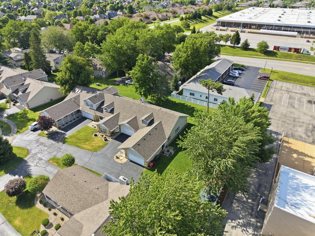 2267 Whispering Oaks Court, Highland, IN 46322
