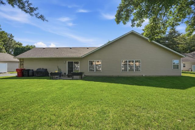 2267 Whispering Oaks Court, Highland, IN 46322