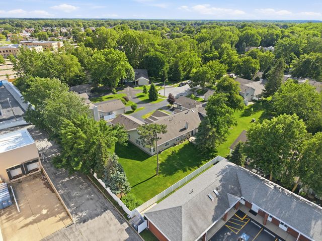 2267 Whispering Oaks Court, Highland, IN 46322