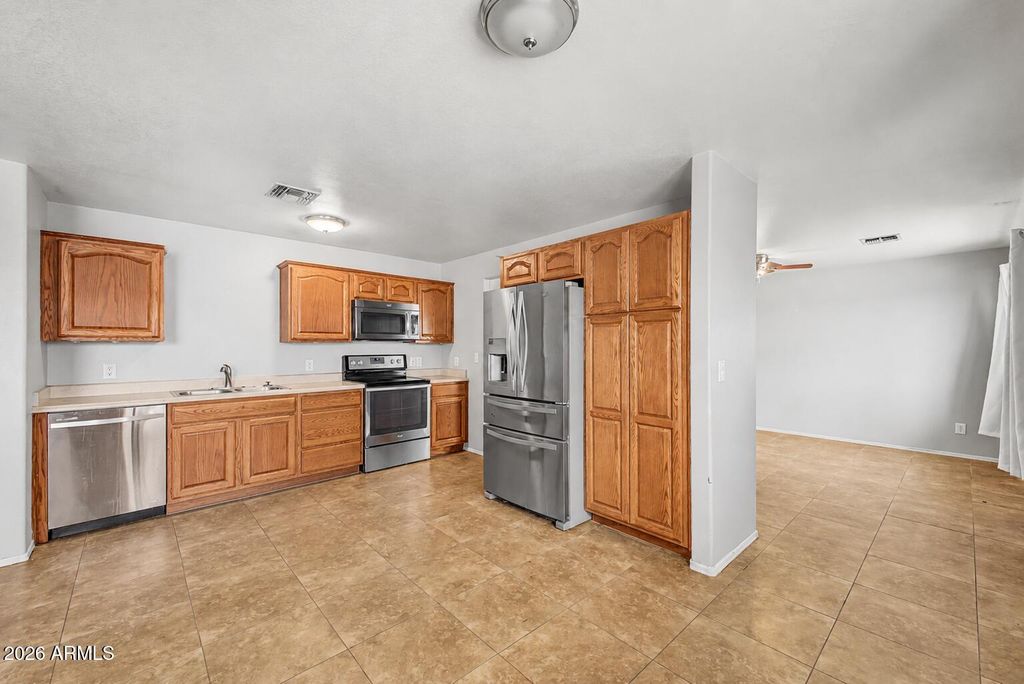 648 E 10TH Drive, Mesa, AZ 85204 — photo 4