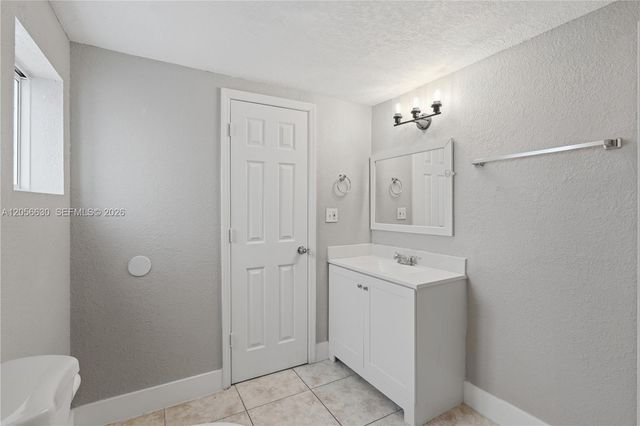 6581 NW 22nd Street, Sunrise, FL 33313