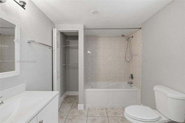 6581 NW 22nd Street, Sunrise, FL 33313
