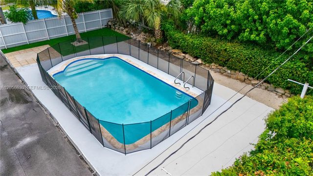 6581 NW 22nd Street, Sunrise, FL 33313