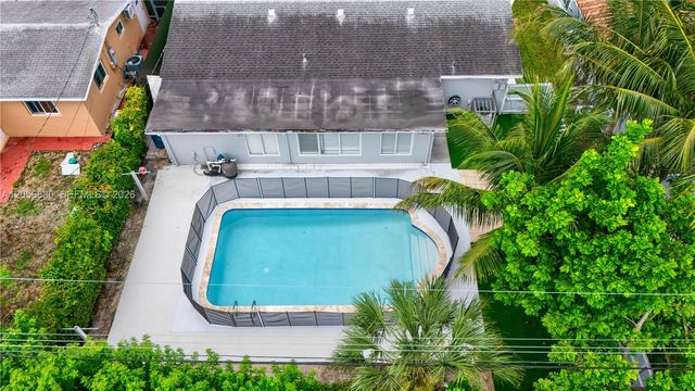 6581 NW 22nd Street, Sunrise, FL 33313