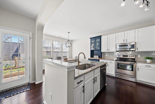 8306 Chimneycap Drive, Raleigh, NC 27613