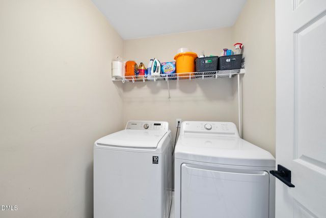 8306 Chimneycap Drive, Raleigh, NC 27613