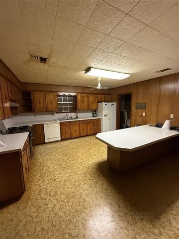 2679 Southern Drive, Lake Charles, LA 70611
