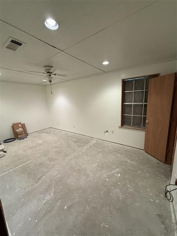 2679 Southern Drive, Lake Charles, LA 70611