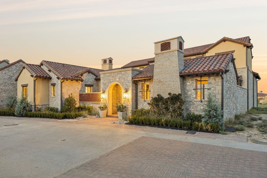12 Cardona, Westlake, TX 76262