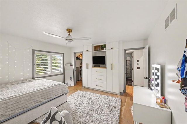 5346 W 123RD Street, Leawood, KS 66209