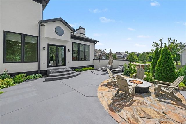 5346 W 123RD Street, Leawood, KS 66209