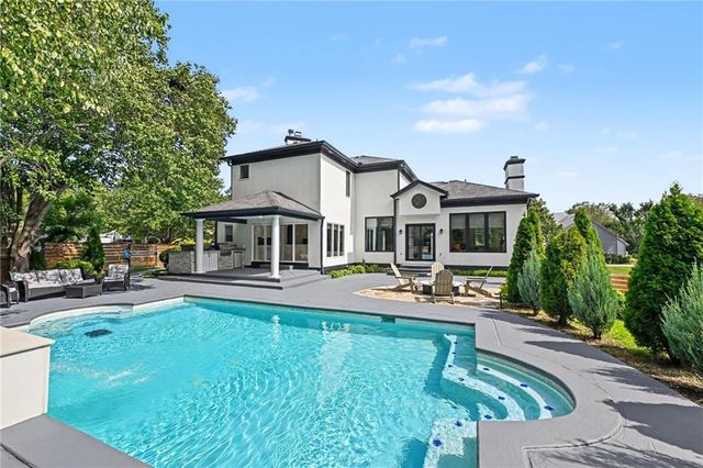 5346 W 123RD Street, Leawood, KS 66209
