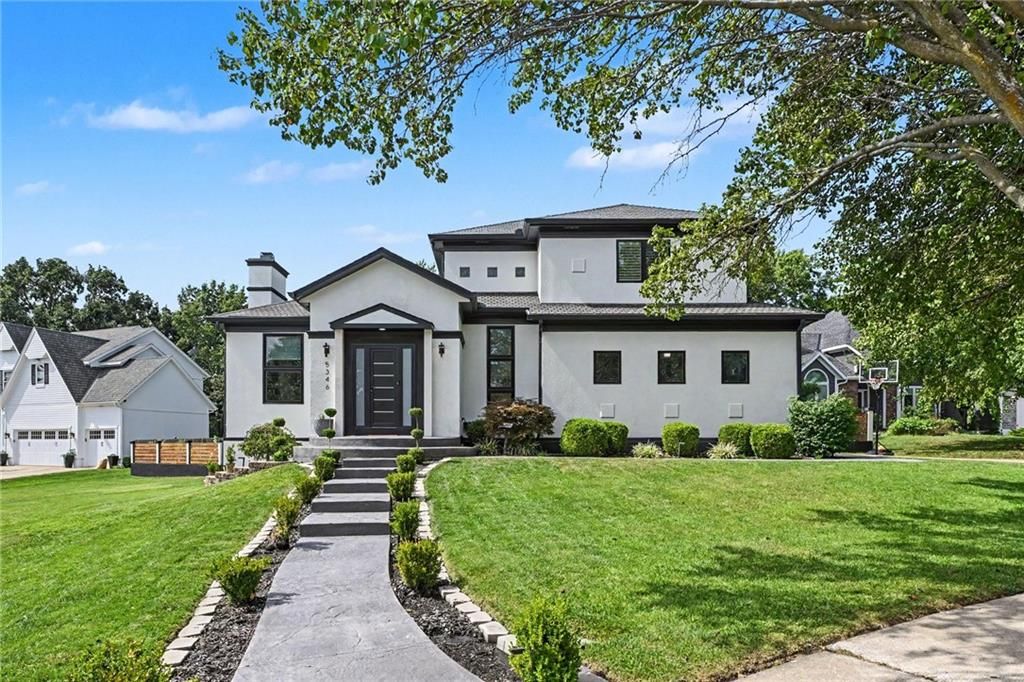 5346 W 123RD Street, Leawood, KS 66209