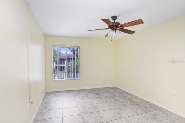 8605 HURON COURT 33, Tampa, FL 33614