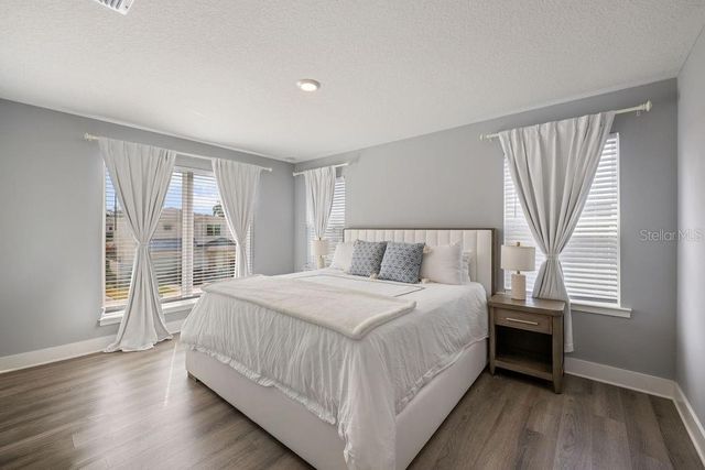 21 W STEELE STREET, Orlando, FL 32804