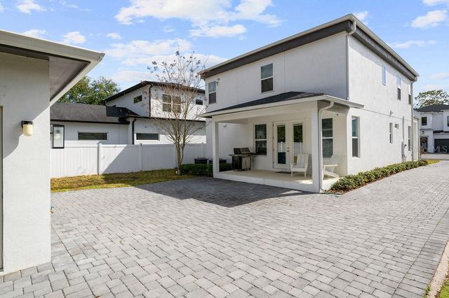 21 W STEELE STREET, Orlando, FL 32804