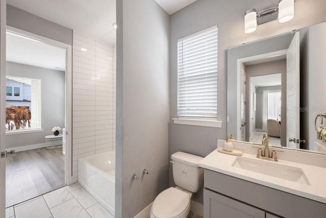 21 W STEELE STREET, Orlando, FL 32804