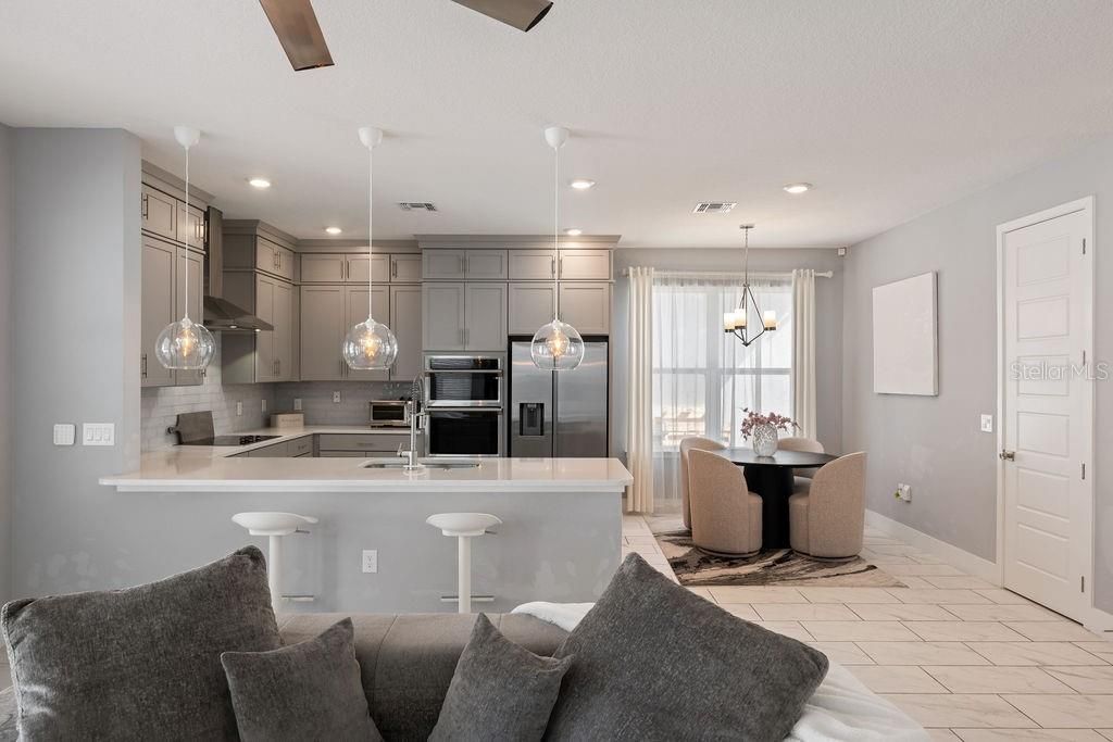 Image 14 of property listing at 21 W STEELE STREET, Orlando, FL 32804