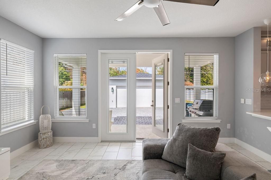 Image 17 of property listing at 21 W STEELE STREET, Orlando, FL 32804