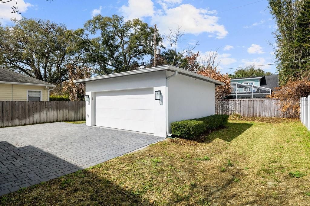 Image 30 of property listing at 21 W STEELE STREET, Orlando, FL 32804