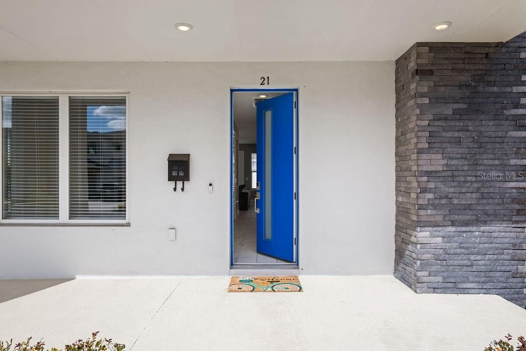 Image 4 of property listing at 21 W STEELE STREET, Orlando, FL 32804