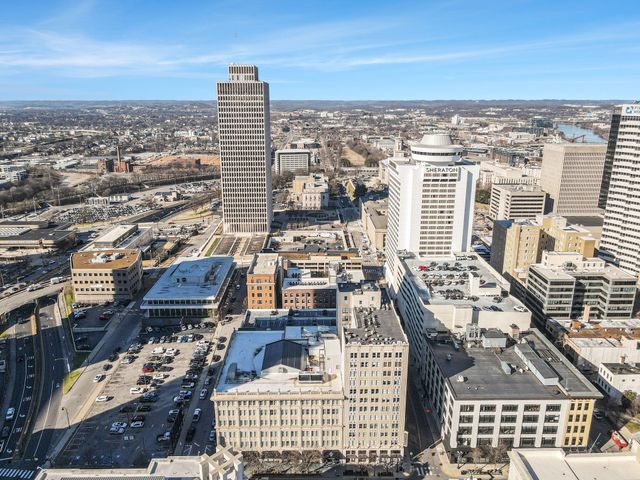 700 Church St Apt 803, Nashville, TN 37203