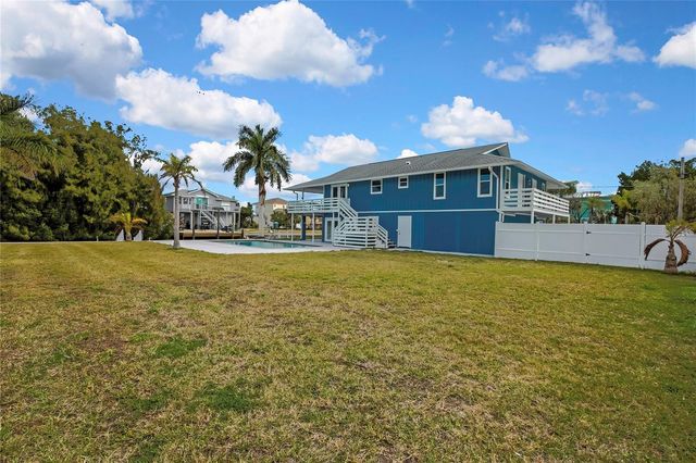6703 SEAVIEW BOULEVARD, Hudson, FL 34667