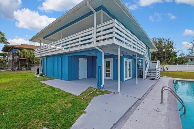 6703 SEAVIEW BOULEVARD, Hudson, FL 34667