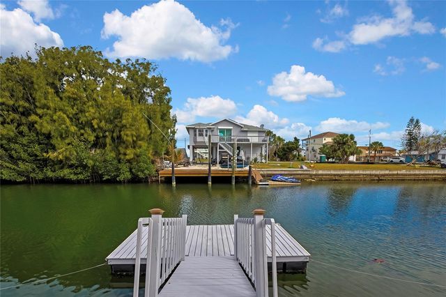 6703 SEAVIEW BOULEVARD, Hudson, FL 34667