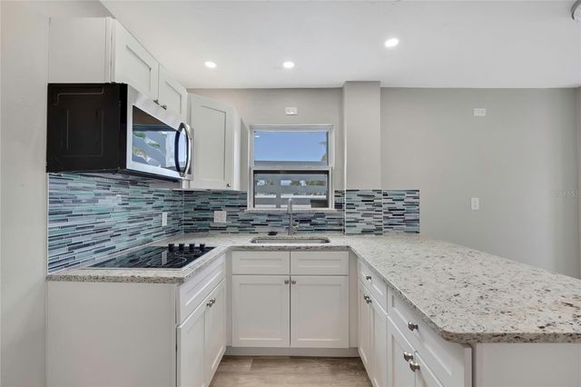 6703 SEAVIEW BOULEVARD, Hudson, FL 34667