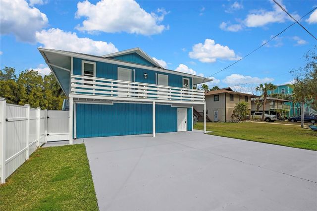 6703 SEAVIEW BOULEVARD, Hudson, FL 34667