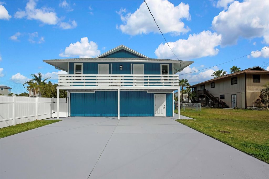 6703 SEAVIEW BOULEVARD, Hudson, FL 34667