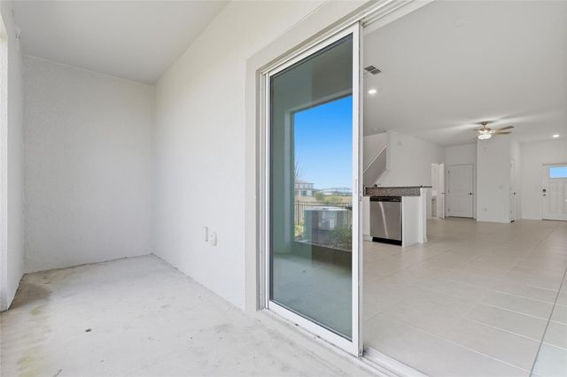 32127 POWDERPUFF MIMOSA DRIVE, San Antonio, FL 33576