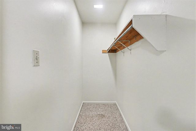 1725 ENGLISH DR, Mechanicsburg, PA 17055