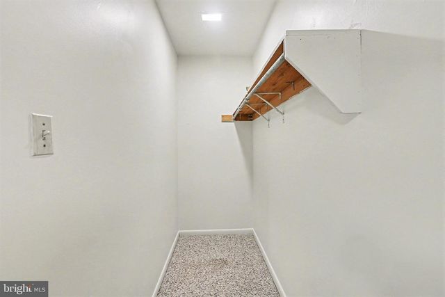 1725 ENGLISH DR, Mechanicsburg, PA 17055