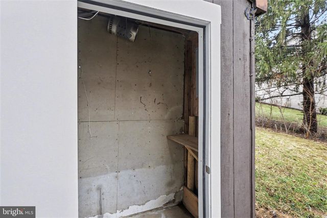 1725 ENGLISH DR, Mechanicsburg, PA 17055