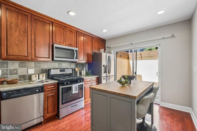 1020 S 24TH ST, Philadelphia, PA 19146