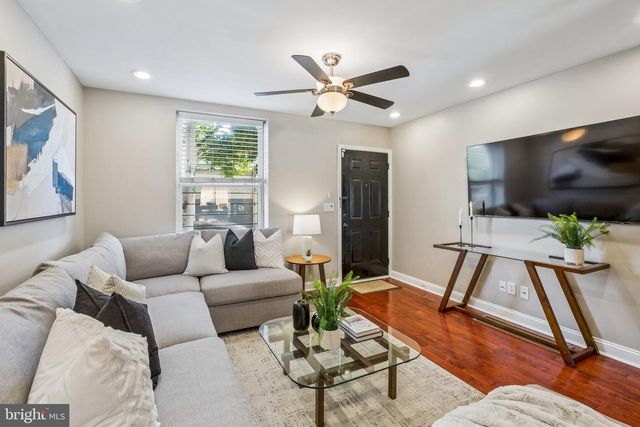 1020 S 24TH ST, Philadelphia, PA 19146
