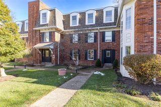 524 N Kirkwood Road 2B, Kirkwood, MO 63122