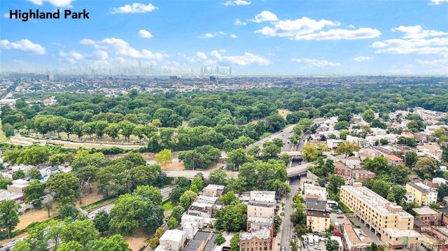 207 Bradford Street, Brooklyn, NY 11207