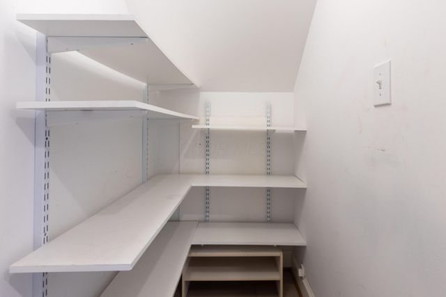 5719 Notre Dame Place, Columbus, OH 43213