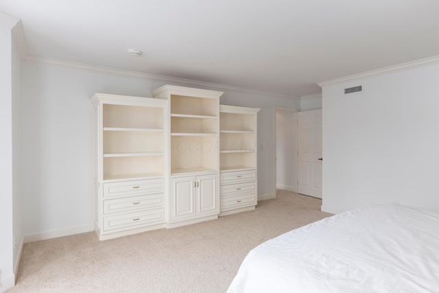 5719 Notre Dame Place, Columbus, OH 43213