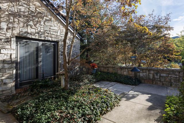 5719 Notre Dame Place, Columbus, OH 43213