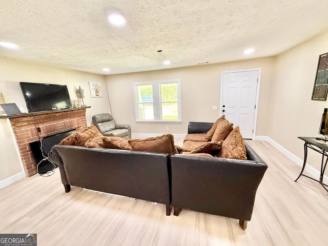 6946 Main Street, Cobbtown, GA 30420