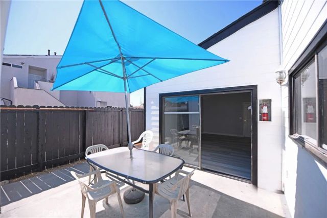 2264 Pamela A, Costa Mesa, CA 92627