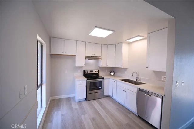 2264 Pamela A, Costa Mesa, CA 92627